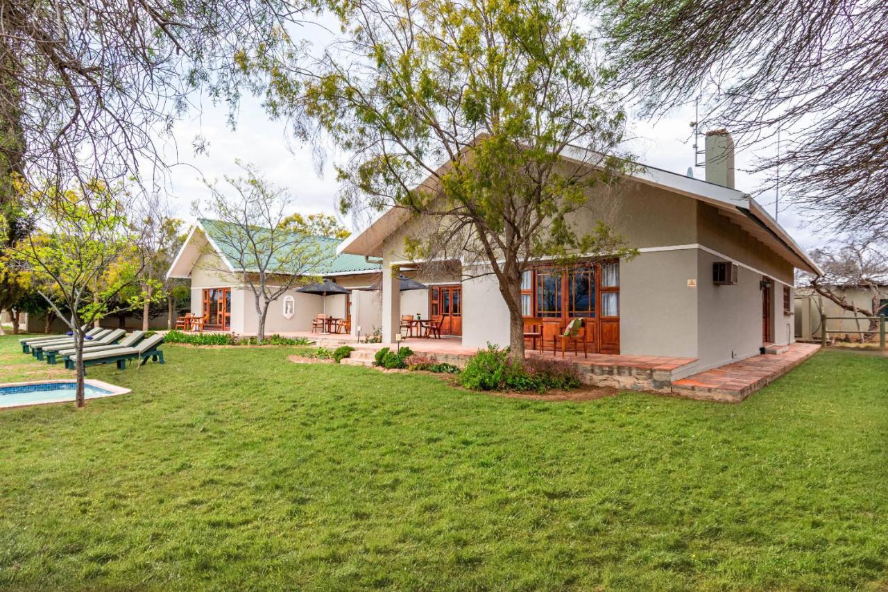 Mooiplaas Guesthouse Oudtshoorn Exterior photo